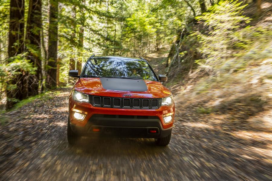  Jeep Compass Trailhawk 2017 года  (NA) (фото 10 из 51)
